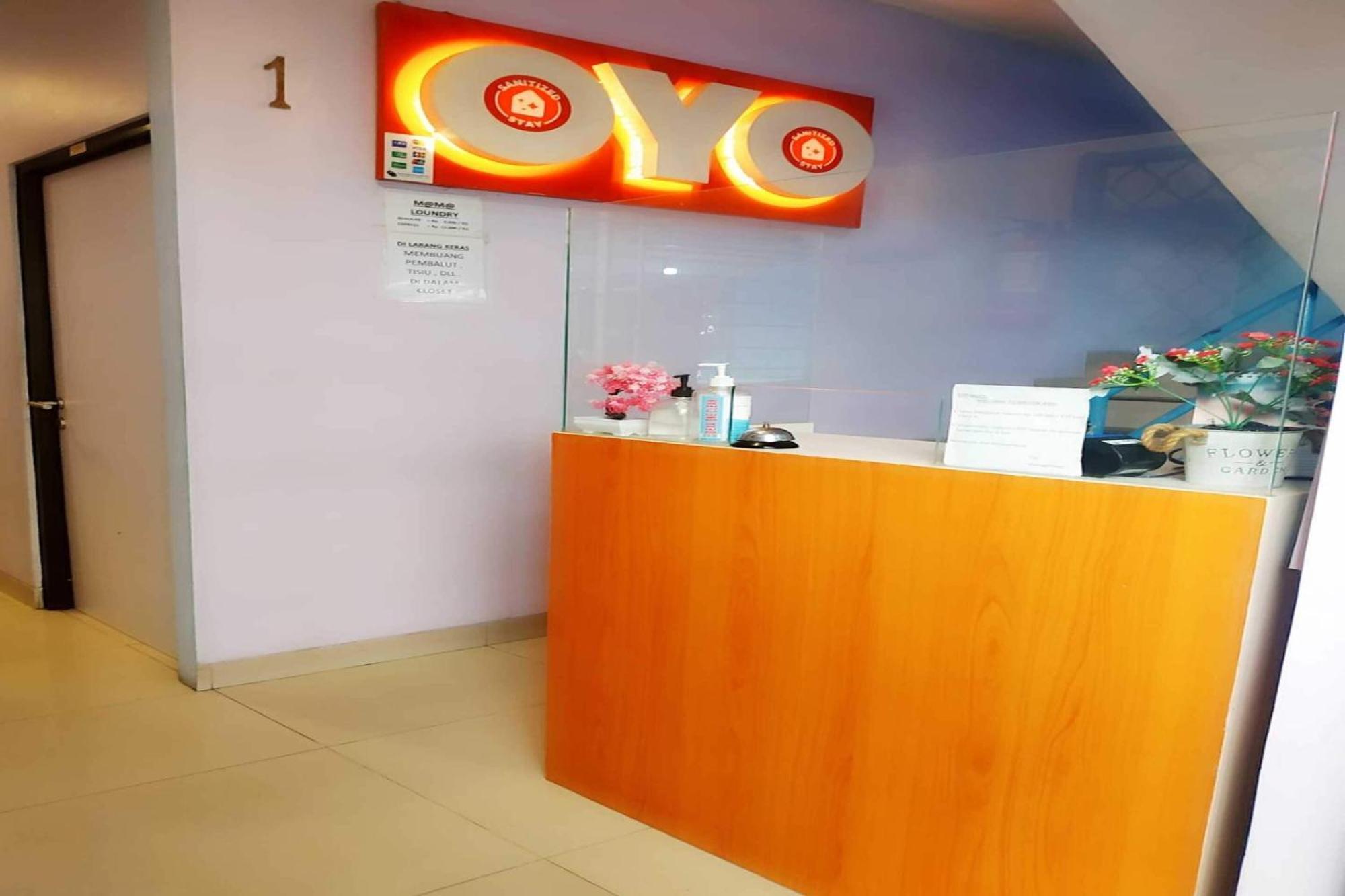 Oyo 478 Balcon Biru Hotel Jakarta Exterior photo